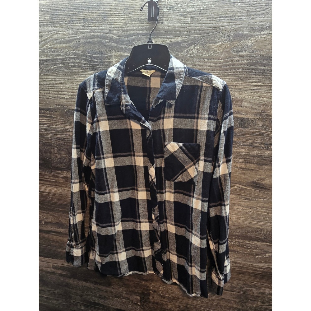 Woolrich Womens Navy Black White Plaid Flannel Button Down Shirt Size Medium